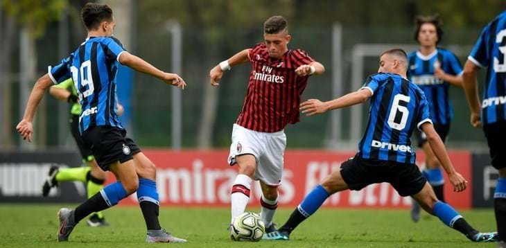 Pari nel derby di Milano. Atalanta e Genoa in vetta assieme al Sassuolo