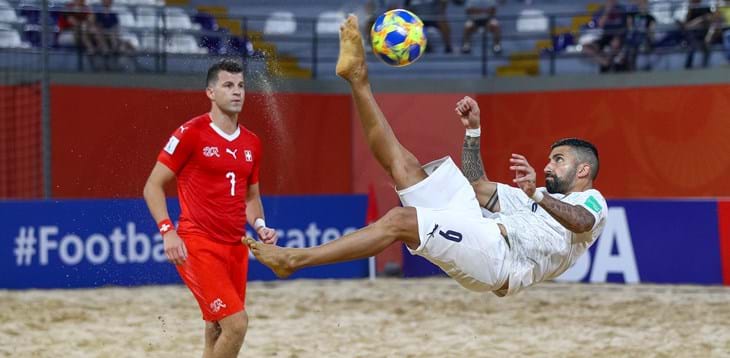 FIFA Beach Soccer World Cup: rimonta da urlo dell’Italia, 5-4 alla Svizzera. Gli Azzurri volano in semifinale