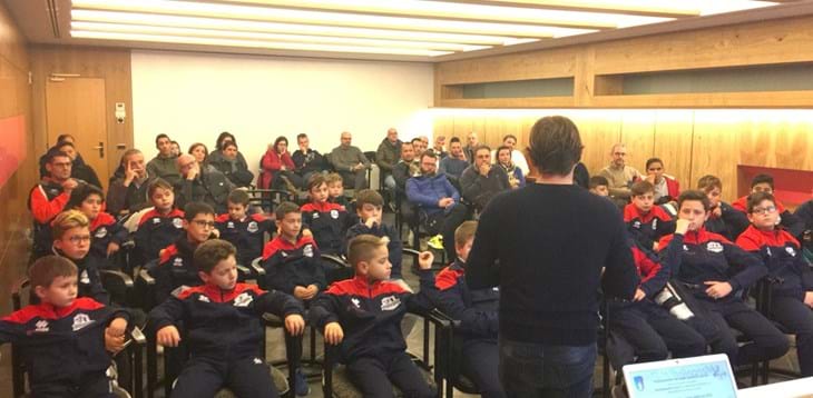 La formazione nel settore giovanile: aspetti e caratteristiche