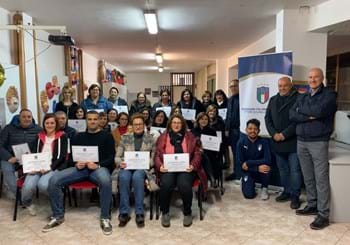 Attività scolastica: consegna attestati alle insegnanti della scuola “Brancati” di Favara