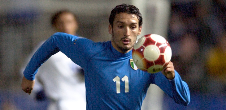 Gianluca Zambrotta’s debut in Coach Dino Zoff’s incredible Azzurri defence!