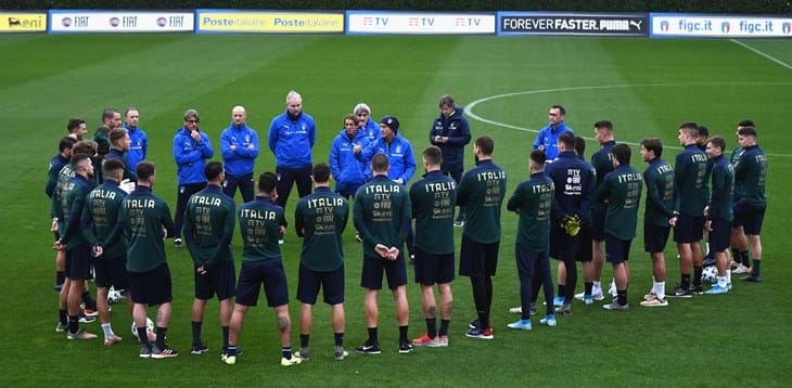 Trentasette convocati per le gare con Bosnia e Paesi Bassi, prima chiamata per Bastoni, Locatelli e Caputo