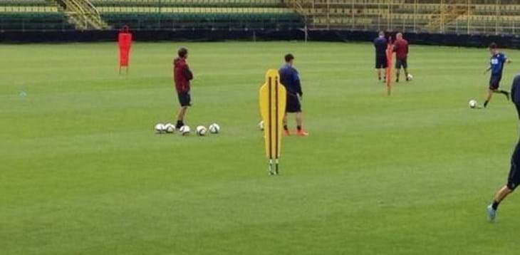 One U21 player positive after the second round of testing: today's training session cancelled