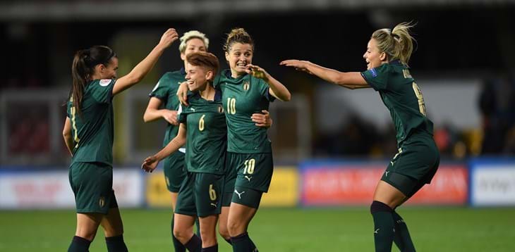 L’Italia riprende il percorso di qualificazione ad Euro 2022: 28 convocate, prima chiamata per 5 calciatrici