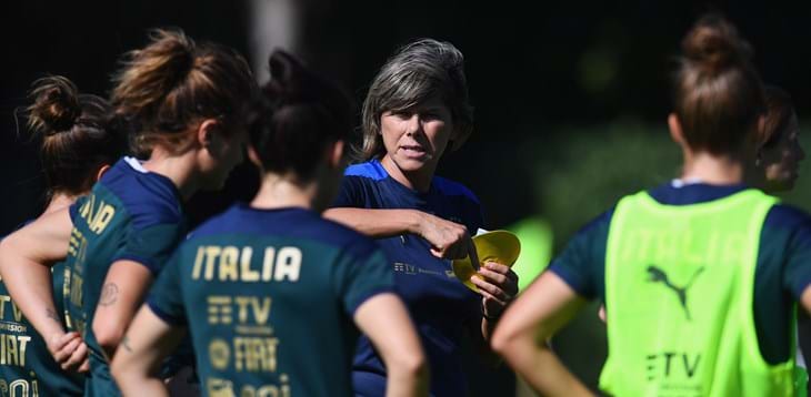 Qualificazioni Euro 2022: Alia Guagni lascia il ritiro e salterà il match di martedì contro la Danimarca