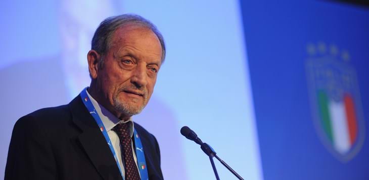 80 volte buon compleanno, Direttore! Gli auguri a Ulivieri dagli allievi del corso combinato B/A