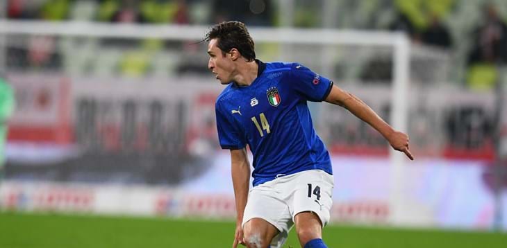 ‘Stelle nello Sport’: all’asta la maglia azzurra di Federico Chiesa