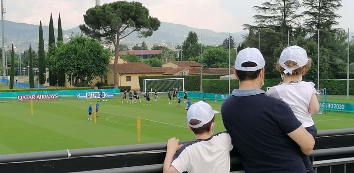 I bambini e le famiglie della Fondazione Tommasino Bacciotti in visita a Coverciano