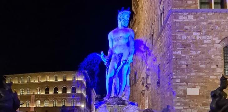 Firenze si illumina di azzurro, stasera all’Artemio Franchi la sfida con la Bulgaria
