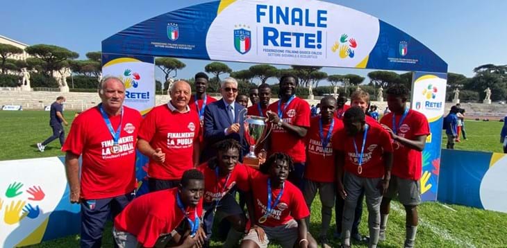 Una cornice unica per un giorno speciale: la Puglia vince il campionato nazionale del Progetto Rete-Refugee Teams con la squadra di Carmiano