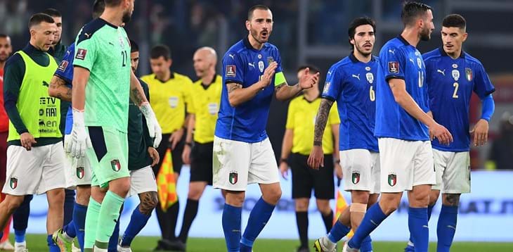 Mancini: “Ci è mancato solo il gol, ma resto fiducioso”. Bonucci: “A Belfast per prenderci il Mondiale”