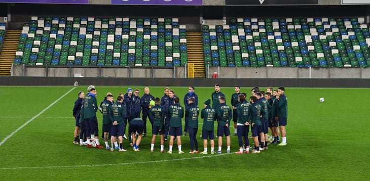 Azzurri a Belfast per prendersi il Mondiale. Mancini avverte: