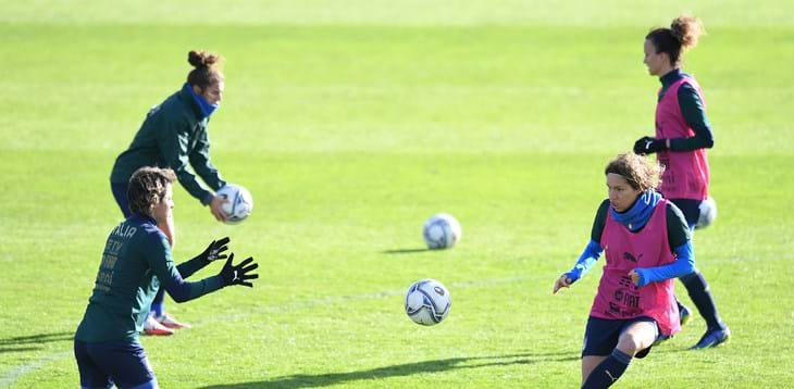 Azzurre, contro la Romania per ripartire. Milena Bertolini. “Abbiamo voglia di riscatto”