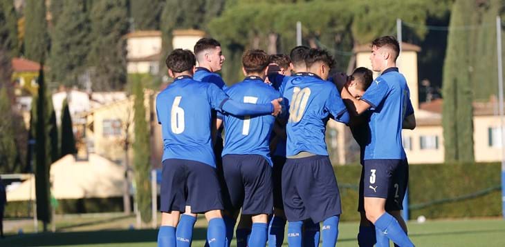 Doppia amichevole con la Turchia prima della seconda fase delle qualificazioni europee. Corradi convoca 24 giocatori