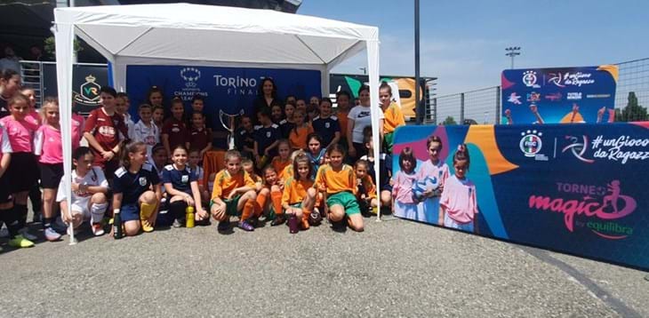 Oltre 300 bambini e bambine al Festival Pink Village Before the Match