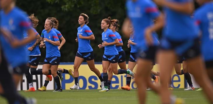 Le Azzurre verso Chisinau: venerdì la prima delle due sfide da vincere per arrivare al Mondiale