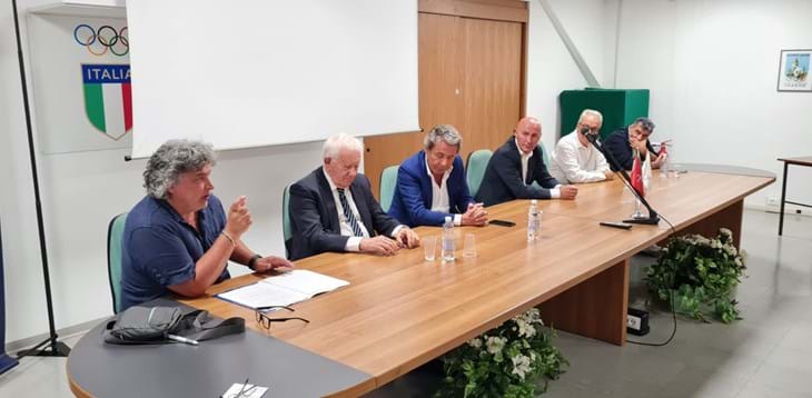 Incontri con le società