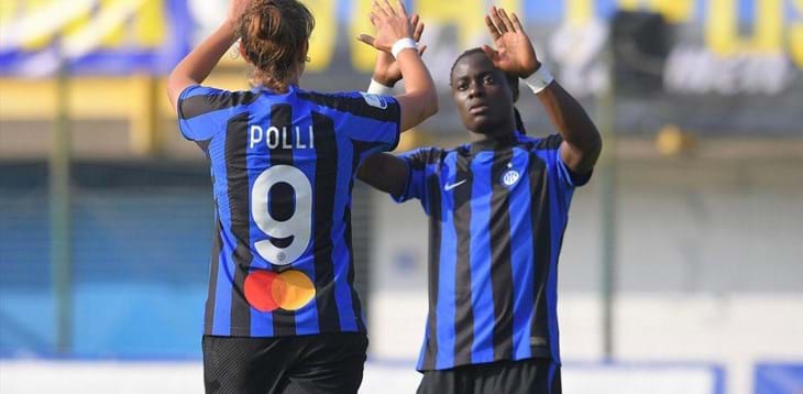 Derby all'Inter: il Milan crolla 4-0. Vittorie per Fiorentina e Como con Pomigliano e Parma