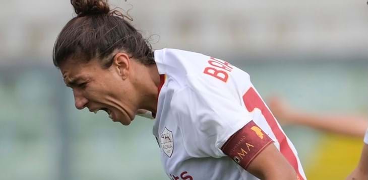 Vittoria al fotofinish della Roma sul Sassuolo, poker della Juve contro la Samp