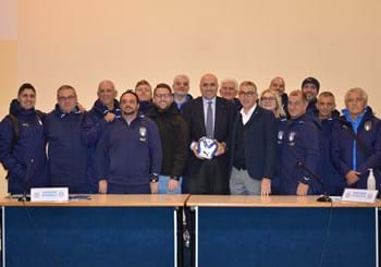 Cacciapuoti e Zigarelli consegnano i riconoscimenti alle Scuole Calcio Elite