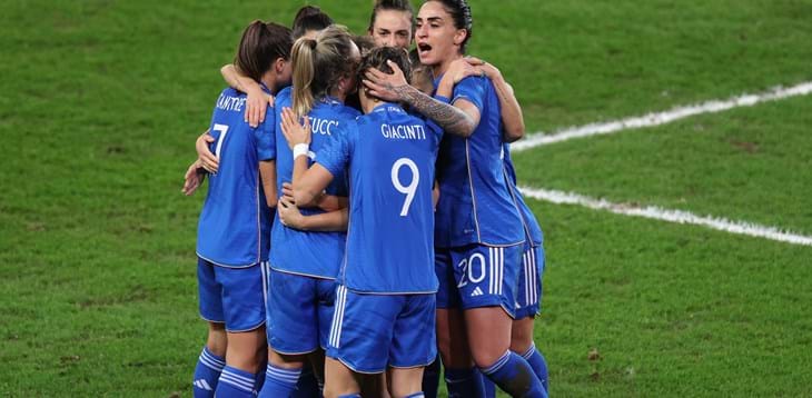 Ranking FIFA, l’Italia guadagna una posizione e sale al 16° posto. In testa ci sono sempre gli Stati Uniti