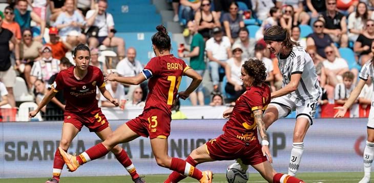Roma-Juventus, al Tre Fontane la sfida cruciale per la corsa al titolo. Il turno si apre con il derby di Milano