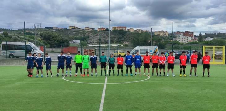 Campionati studenteschi di calcio a 5, volano alle finali nazionali l'IIS