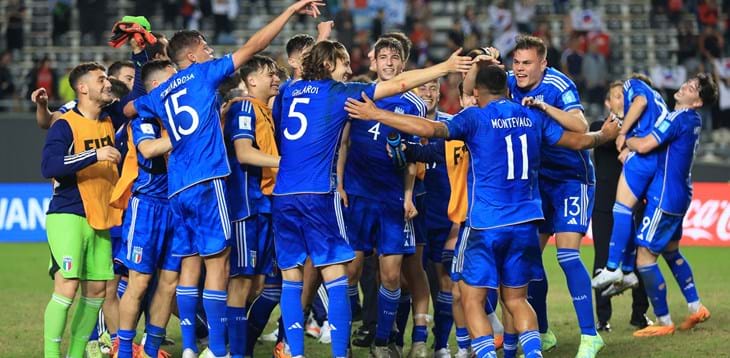 Italia, sei fantastica! Sblocca Casadei, poi il capolavoro di Pafundi: domenica c'è l'Uruguay, per la prima volta si gioca per il titolo