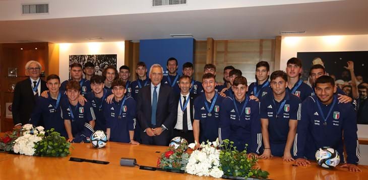 Gravina welcomes the Azzurrini upon their return to Italy.