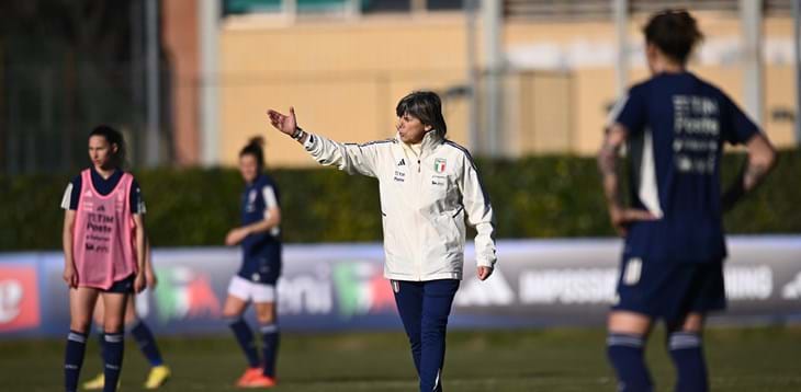 Un mese all’inizio del Mondiale, Azzurre a Brunico per la prima fase del raduno. Bertolini: “C’è grande entusiasmo”