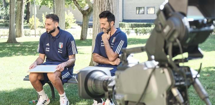 Gigi e Gigio, il passato e presente dell'Italia calcistica insieme nella ‘Azzurri live’. Donnarumma: “Da Buffon ho imparato tutto”