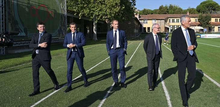Azzurri al lavoro a Coverciano. Ad assistere all'allenamento anche il presidente della UEFA, Ceferin