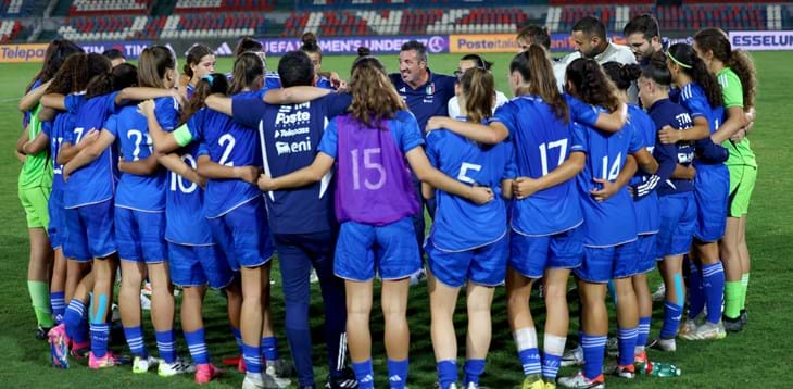 Una grande Italia non basta: la Francia campione d'Europa vince 4-3 a Cosenza, ma il Round 2 è vicino. Basta un pari con la Scozia