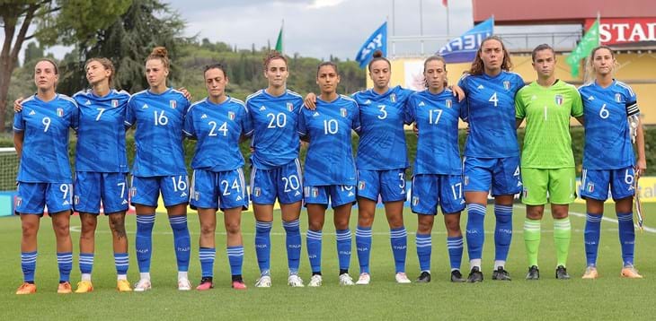 Azzurrine pronte per il doppio test contro Inghilterra e Norvegia: Grilli convoca 23 calciatrici, domenica il raduno a Novarello