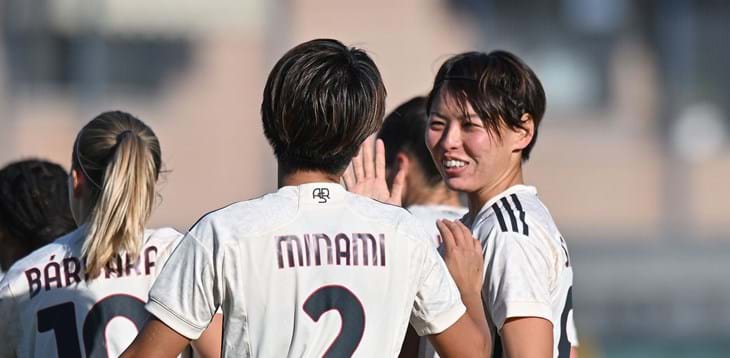 La Roma vince ancora e resta al comando, sempre seconda la Juventus, che batte 5-0 l’Inter