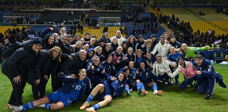 Ranking FIFA: l'Italia guadagna tre posizioni e sale dal 17° al 14° posto. Prima volta in testa per la Spagna, battuta dalle Azzurre a Pontevedra