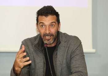 Inaugurato a Teramo il corso in 'Politiche e strategie delle società calcistiche'. Buffon: "L'esperienza in campo non basta"