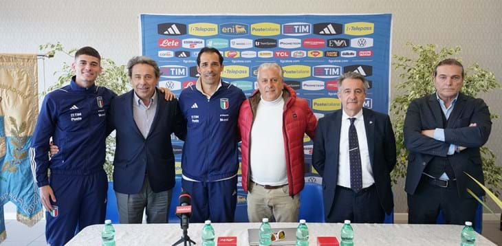 I campioni d'Europa vogliono difendere il titolo: la fase élite inizia con la Scozia. Corradi: