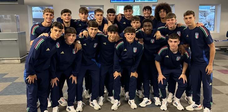 L'Italia vola a Cipro per l'Europeo. Martedì l'esordio nella fase finale con la Polonia