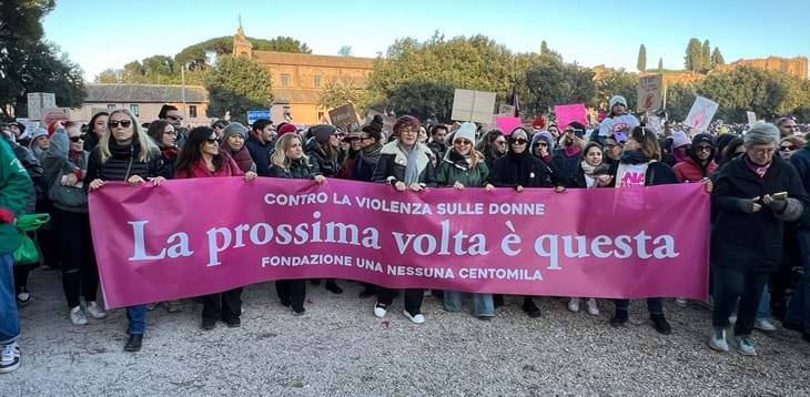 Roma-Fiorentina, -2: la Divisione Serie A Femminile e la Fondazione Una Nessuna Centomila per la lotta alla violenza di genere