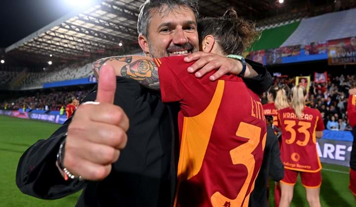 La notte di Cesena si colora di giallorosso: trionfo Roma al 'Manuzzi'
