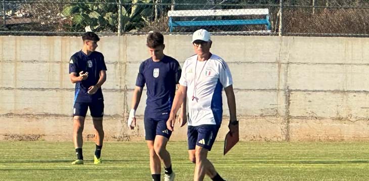 Azzurrini pronti all'esame d'inglese: a Larnaca con l'Inghilterra in palio il pass per le semifinali. Favo: