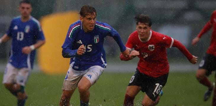 Tra Italia e Austria vince la pioggia: partita sospesa a Tarvisio per impraticabilità del campo. Domenica l'altra sfida