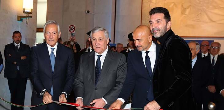 'Sfumature di Azzurro': al Ministero degli Affari Esteri presentata la mostra con i cimeli del Museo del Calcio. Gravina: