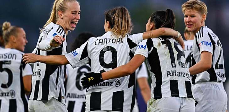 La Juventus batte 3-0 la Fiorentina e la manda a -9, Inter seconda con la Roma, 2-1 del Como
