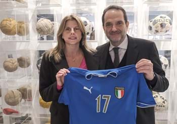 Katia Serra donates Azzurre shirt: “Incredibly rewarding”