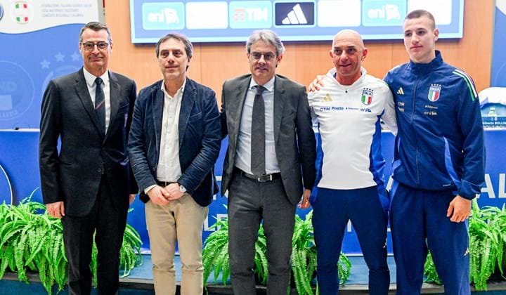 Sale l'attesa per Italia-Spagna: conferenza stampa a Catanzaro