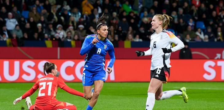 La vita a colori di Bonfantini tra gol, sorrisi, moda e tanto azzurro. “All’Europeo vogliamo spingerci il più in alto possibile”