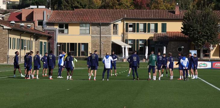 Le sfide contro Norvegia e Moldova per inaugurare le qualificazioni al Mondiale 2026: prima chiamata per Coppola, tornano Acerbi, Orsolini e Zappacosta