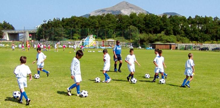 Il sole dentro, un film sul calcio, i bambini e l'ingiustizia
